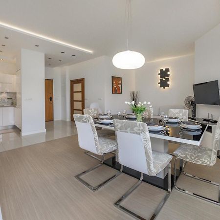 Apartamenty Sun & Snow Neptun Park 그단스크 외부 사진